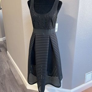 NWT Donna Morgan Black Midi Dress Size 6